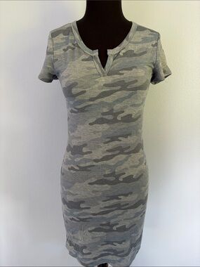 Women’s Grey Camo Short Sleeve Henley Top